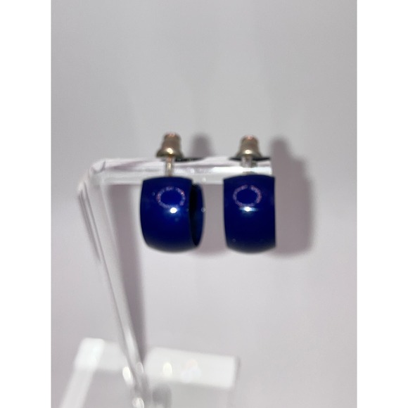 Vintage Royal Blue Enamel Hoop 5/8 Inch Earrings! - Picture 5 of 9